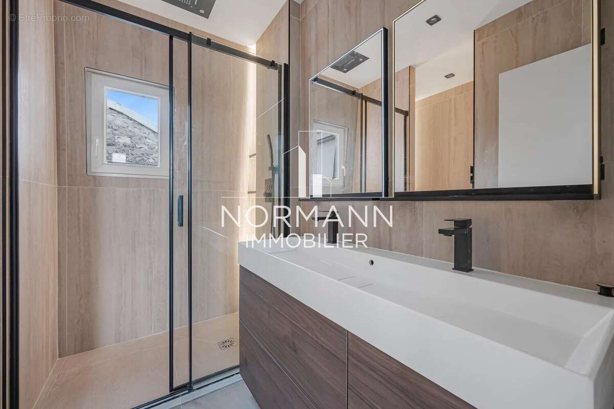 Appartement à BOULOGNE-BILLANCOURT