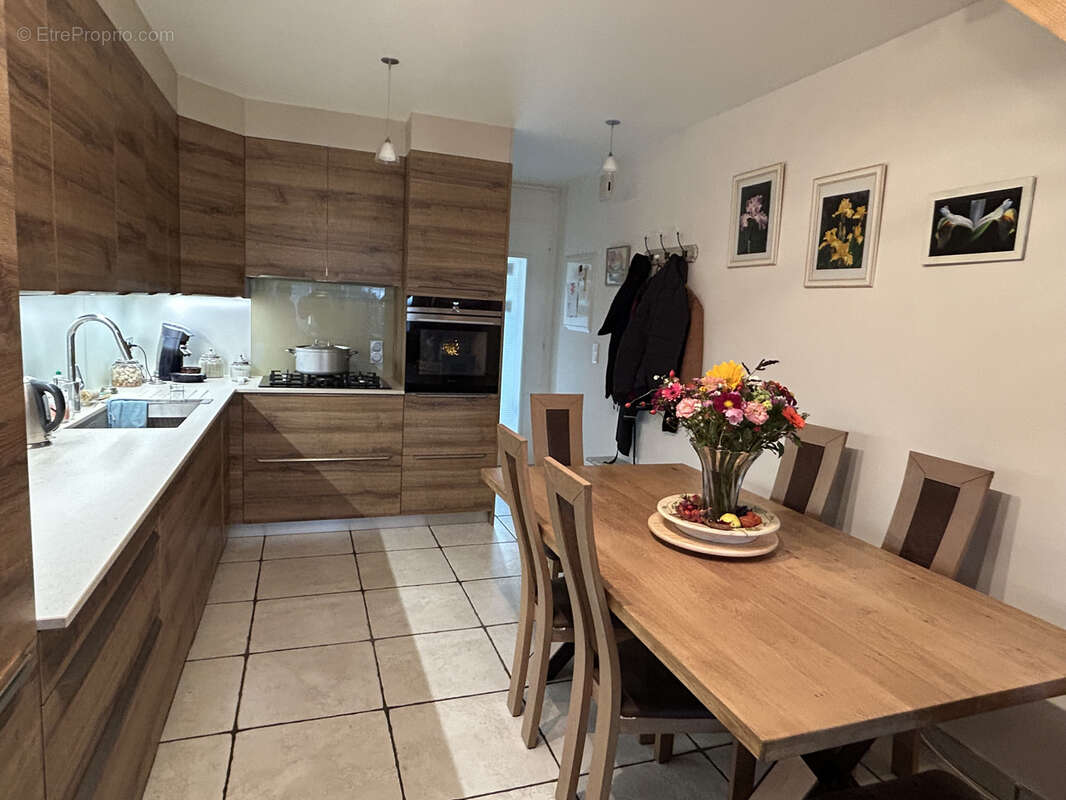 Appartement à NEYDENS