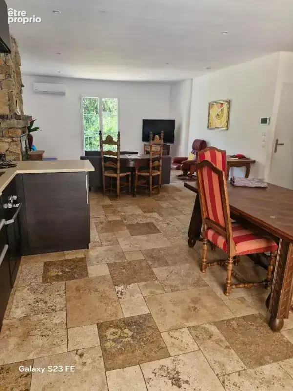 Au Thoronet Maison de 2019 7 pièce(s) 167 m2, terrain 600m², piscine-chauffée - photo 12