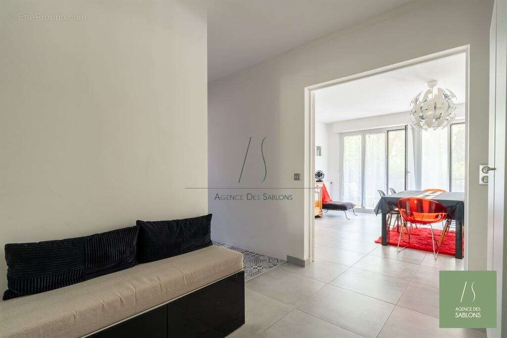 Appartement 89 m² à Chatou  - photo 2