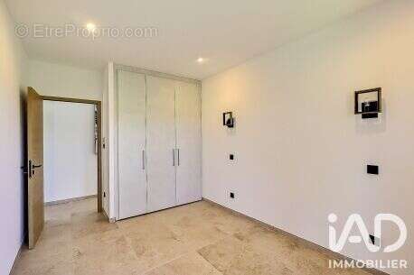 Maison 190 m² à Uzes  - photo 7