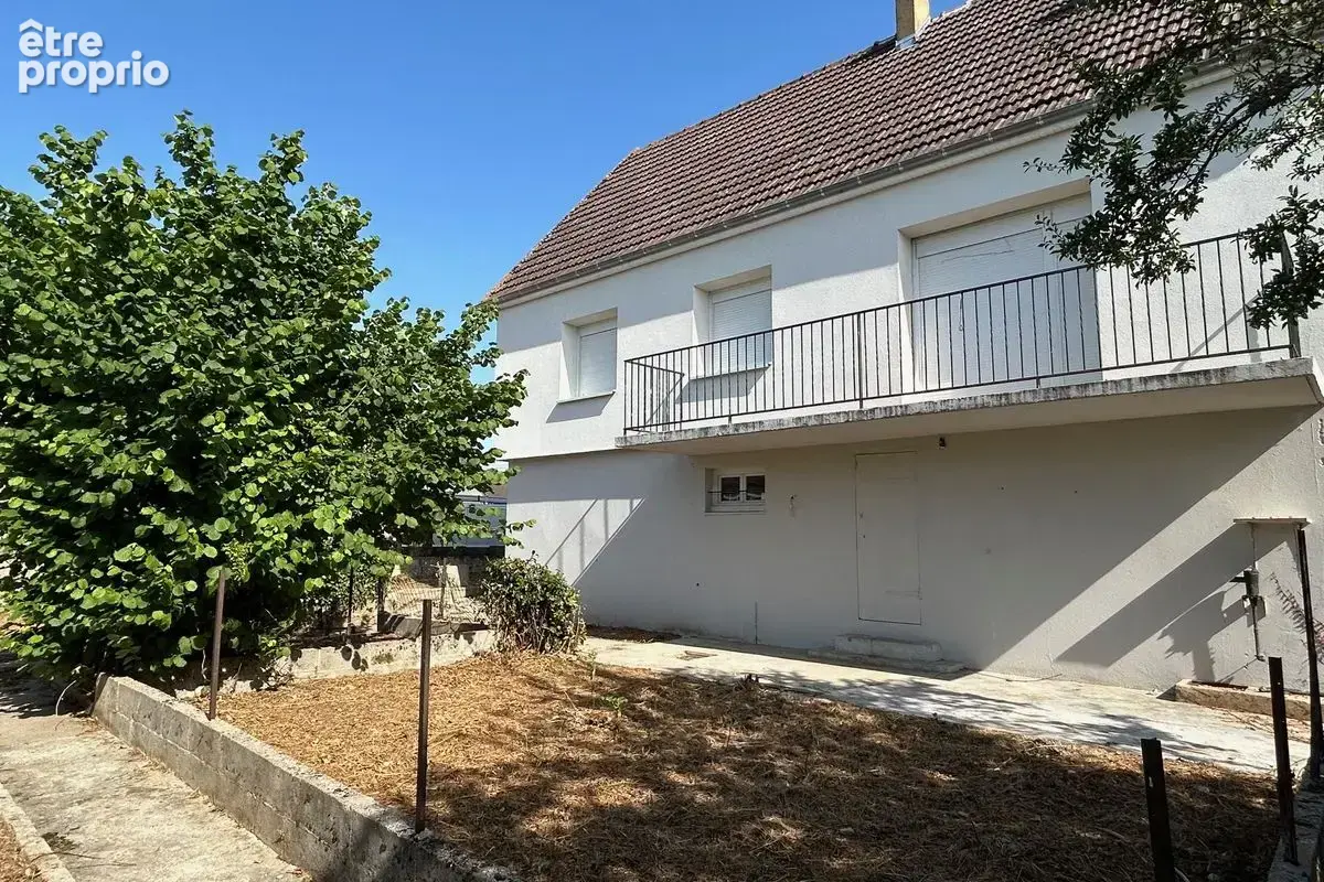 Brienon-sur-Armançon -  Maison T5 rénovée - Secteur calme à 15 min de la gare SNCF ! - photo 6