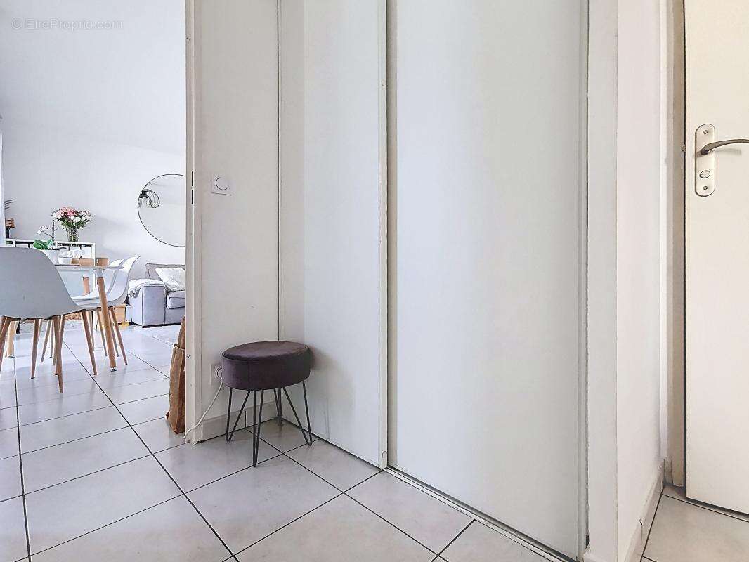 Appartement à BRON