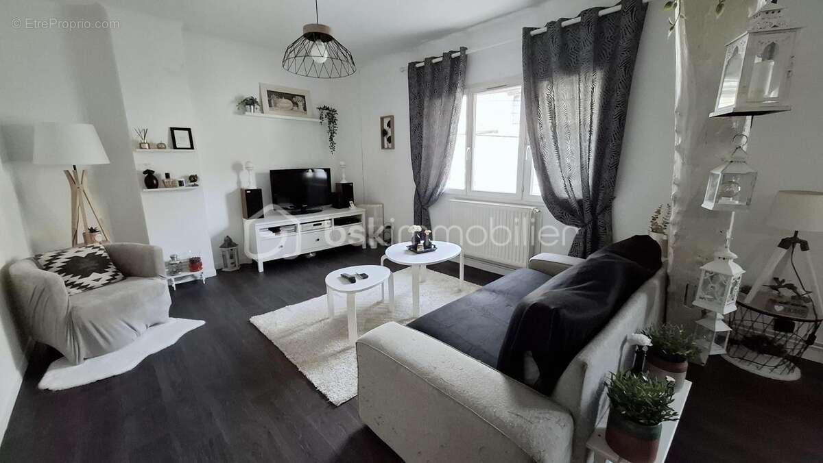 Appartement à MEREVILLE