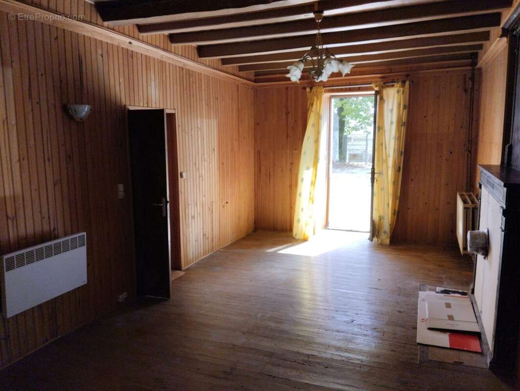 Maison à CHEF-BOUTONNE