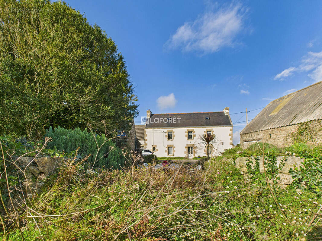 Maison à PLOZEVET