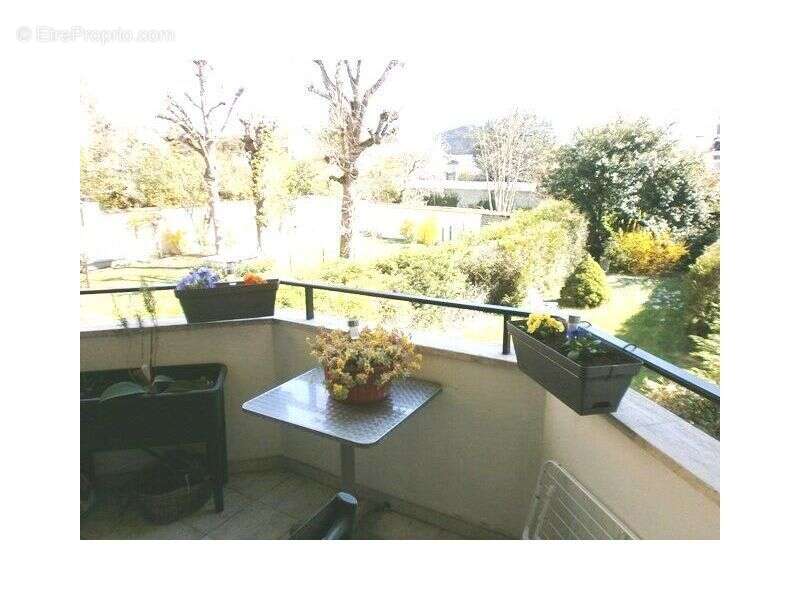 Appartement à LE PERREUX-SUR-MARNE