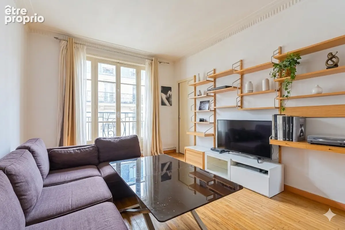Appartement à PARIS-18E