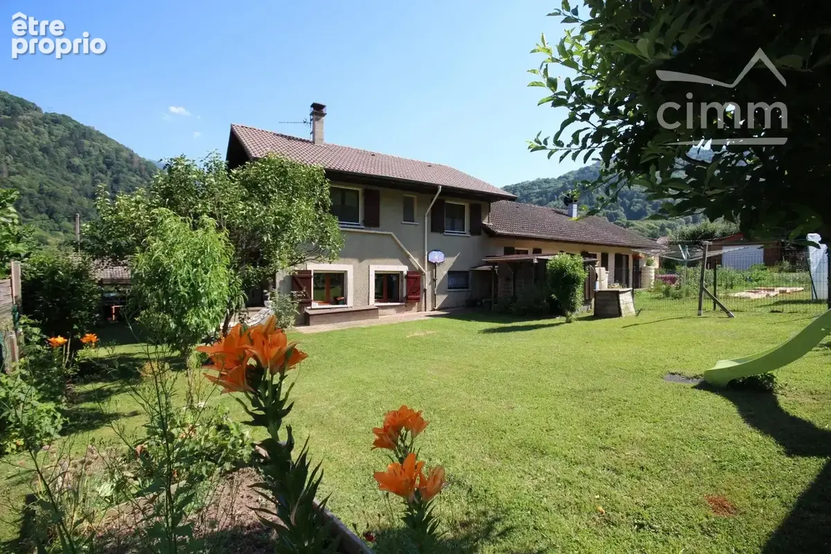 A vendre maison mitoyenne t3/4 102 m2 la rochette 73110 - photo 6