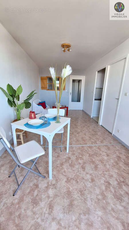 Appartement à LES HOPITAUX-VIEUX