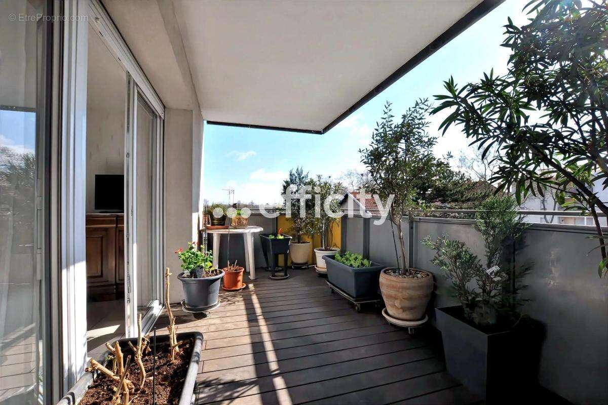 Appartement à VENISSIEUX