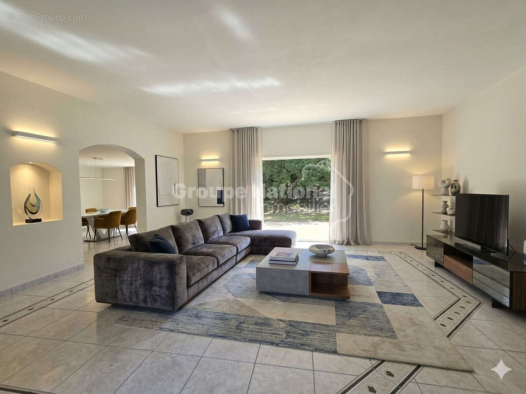 Maison à SUSSARGUES