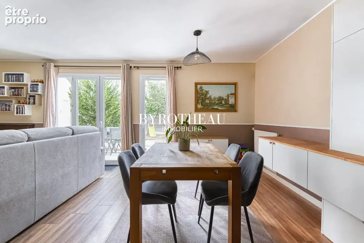 Maison 5 pièces 85 m² à vendre à Montreuil-Juigne (49460) - photo 2