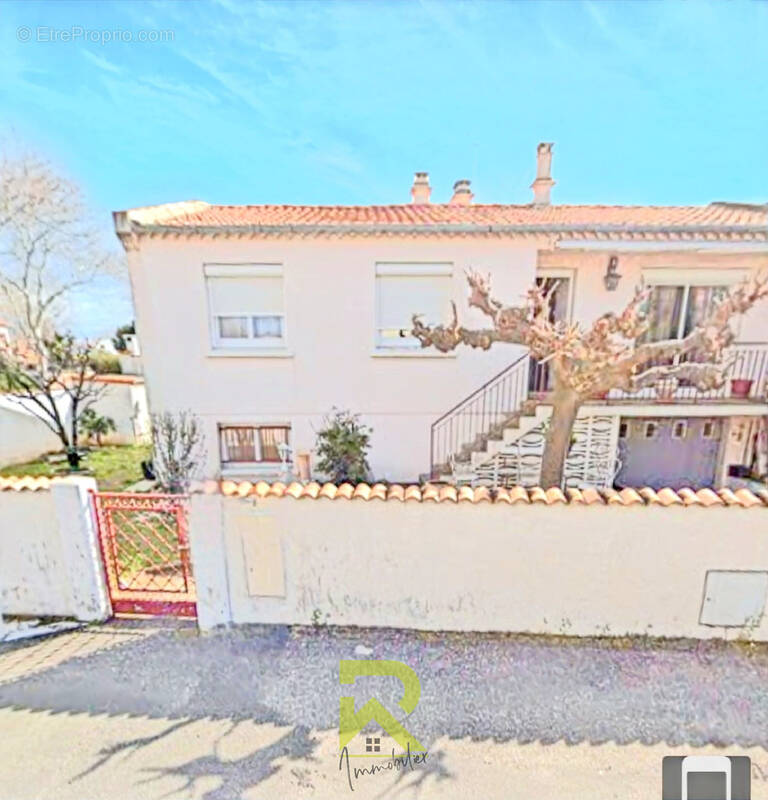 Maison à LEZIGNAN-CORBIERES