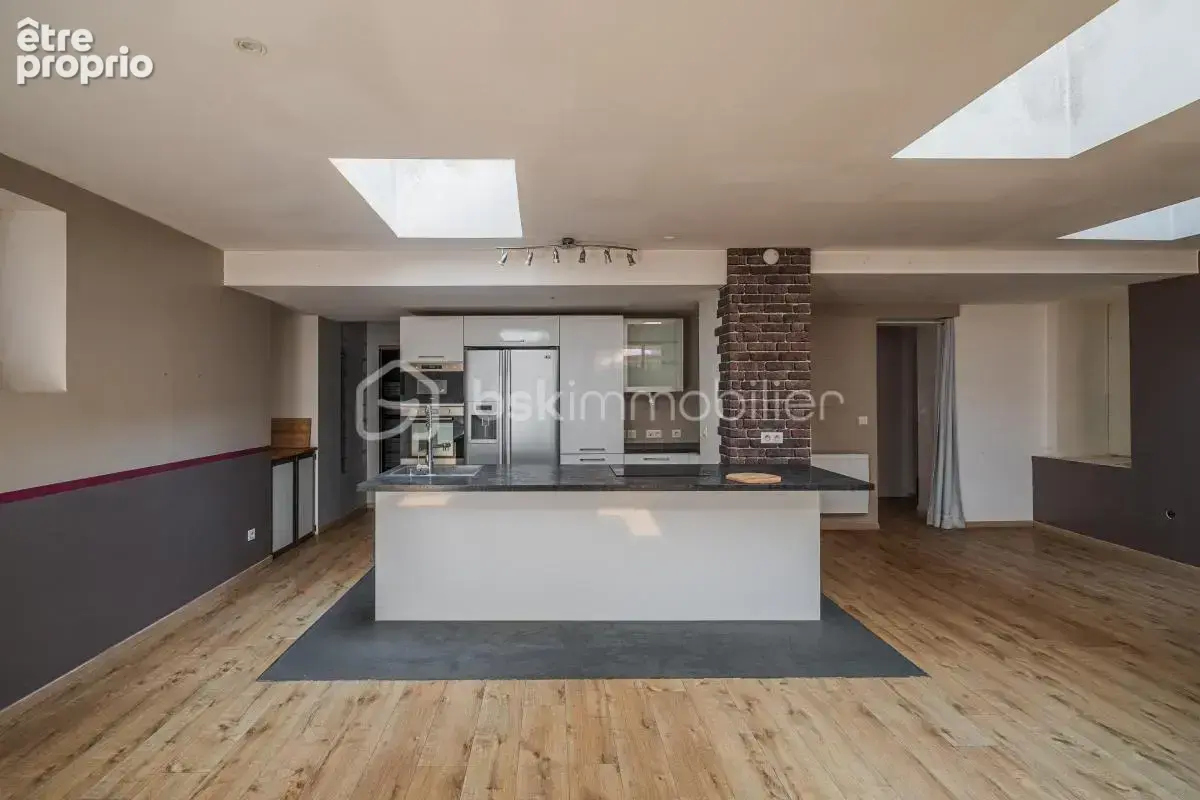 Loft atypique de 117 m² – Centre-ville de Rumilly - photo 8