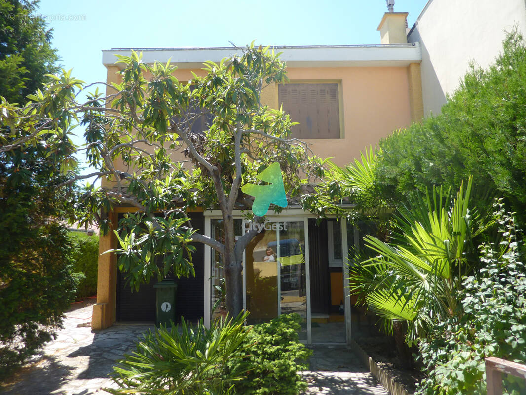 Maison à BEZIERS