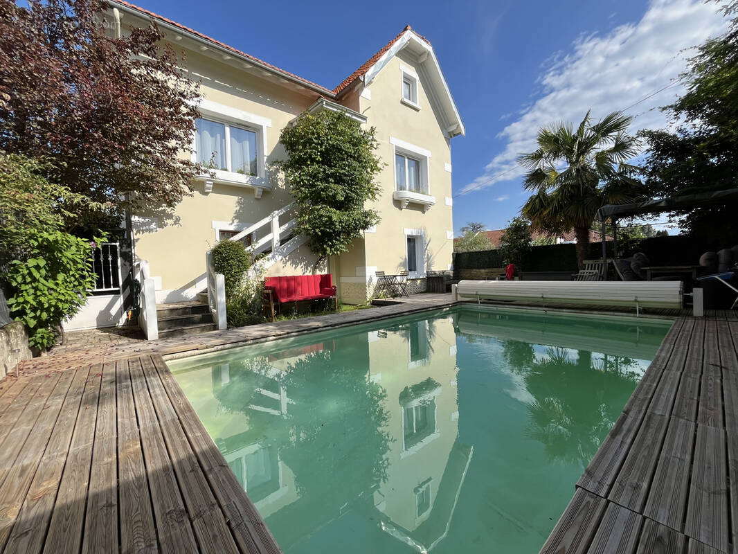 Maison à SALIES-DU-SALAT