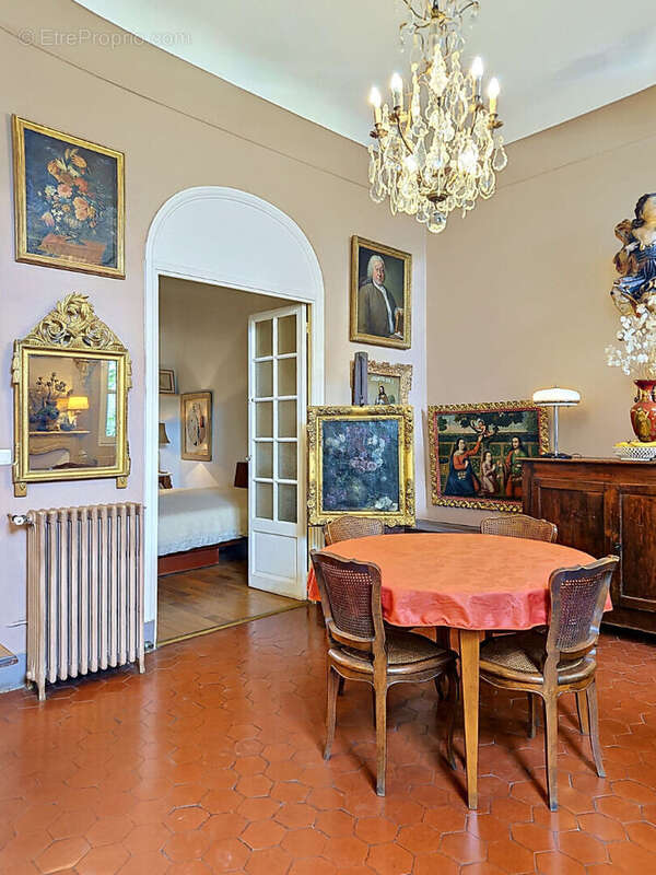Appartement à NIMES
