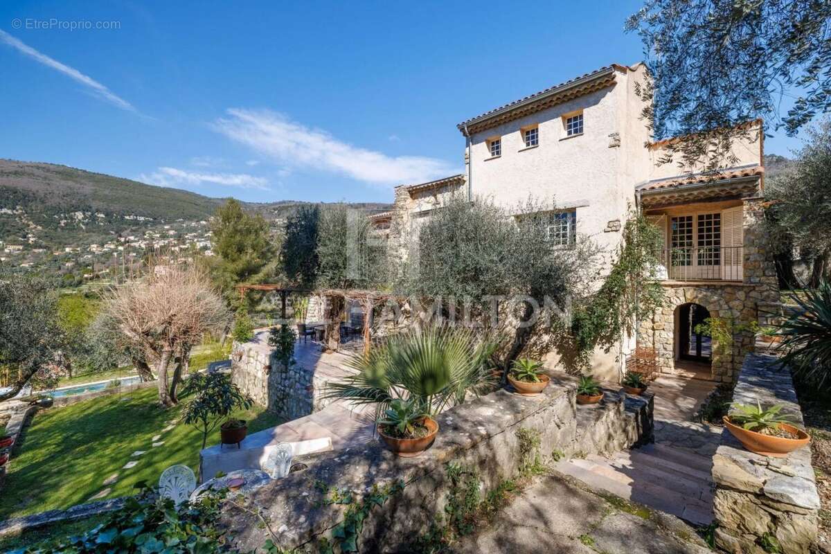 Maison à GRASSE