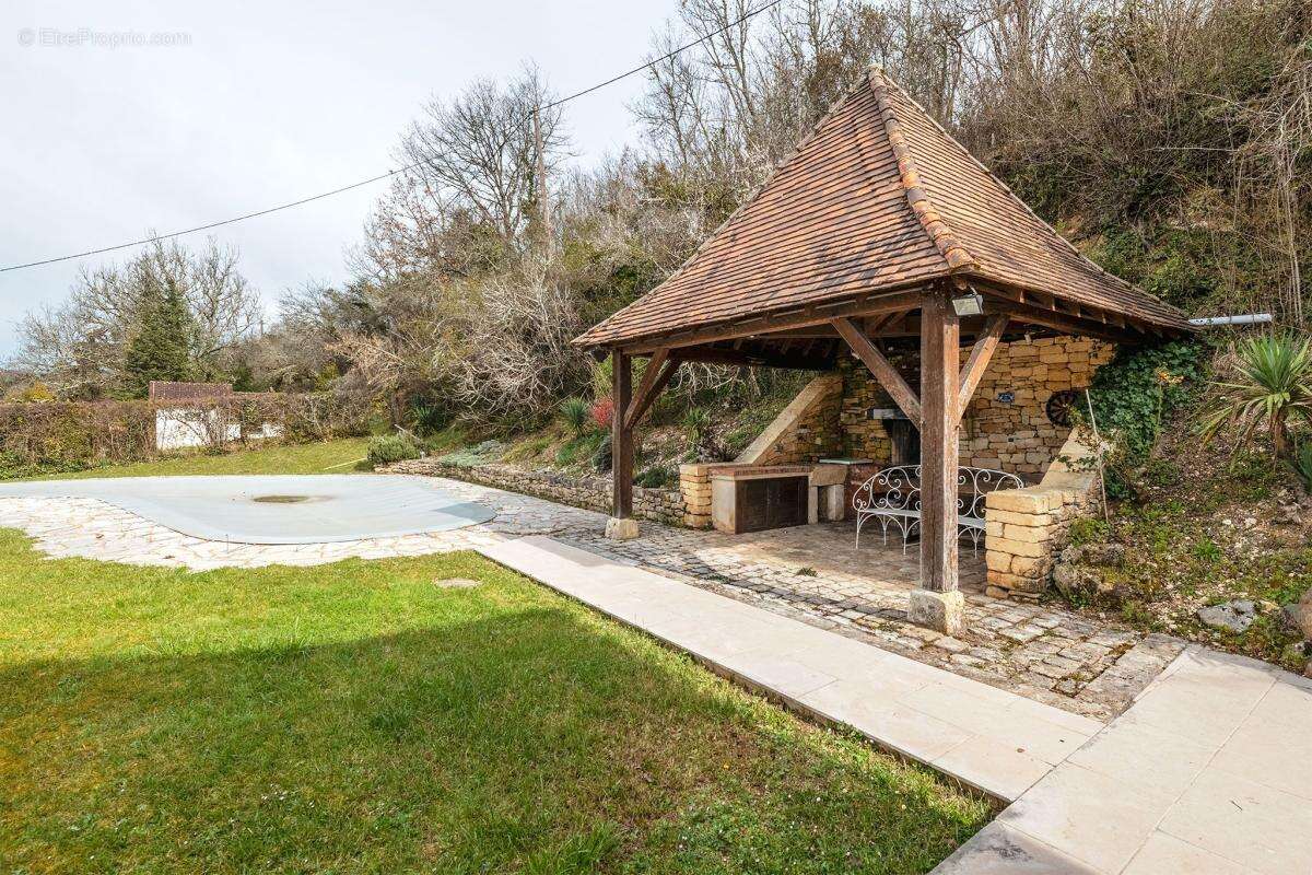 Maison périgourdine avec piscine au Bugue - photo 3