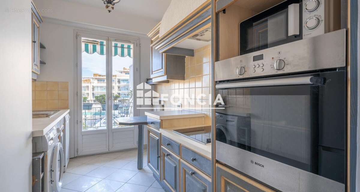 Appartement à CAGNES-SUR-MER