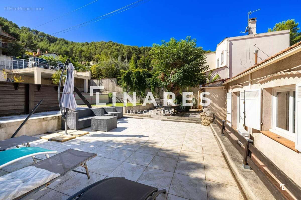 Maison à MARSEILLE-9E