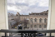 Appartement à PARIS-8E