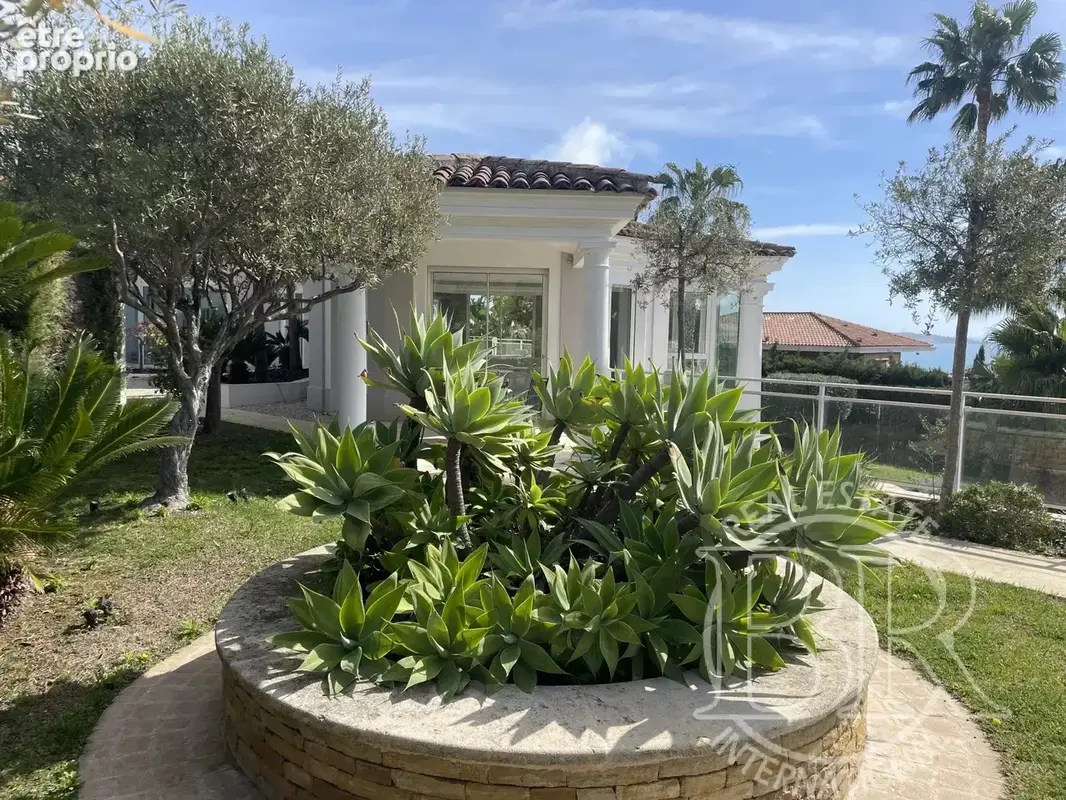 A VENDRE Villa Cannes-Super-Cannes de 642  m² au total vue mer - photo 11