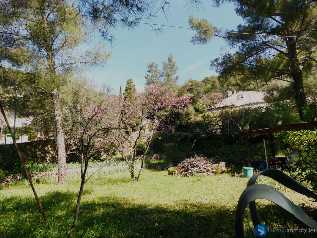 Terrain à TOULON