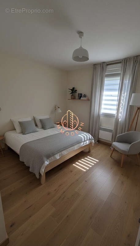 Appartement à AVION