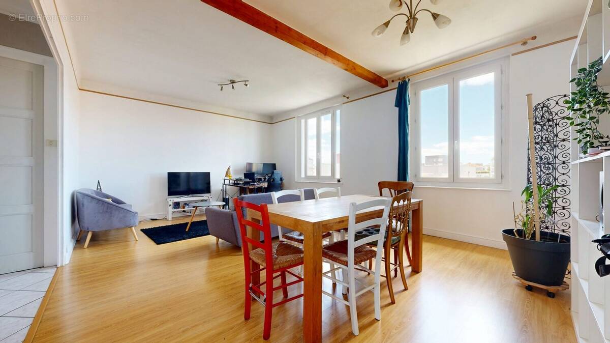 Appartement à VILLEURBANNE