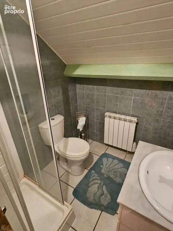 À VENDRE -Maison familiale de type 6 avec grand terrain clôturé, à moins de 10 minutes de Figeac - photo 10