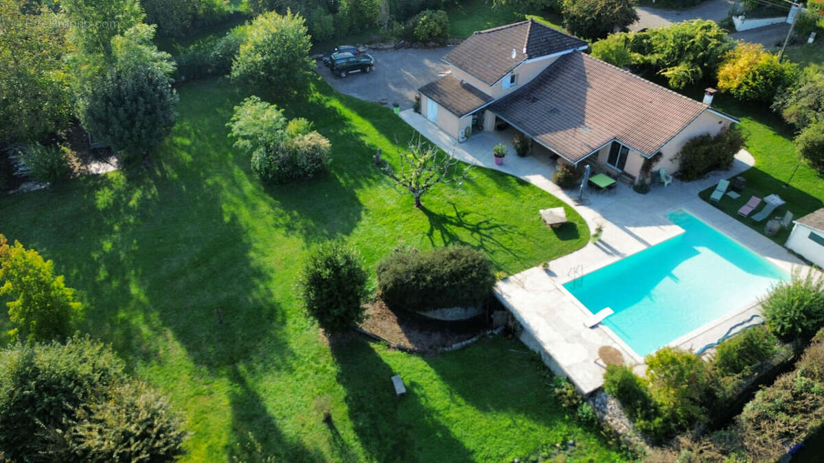 Maison à TREPT