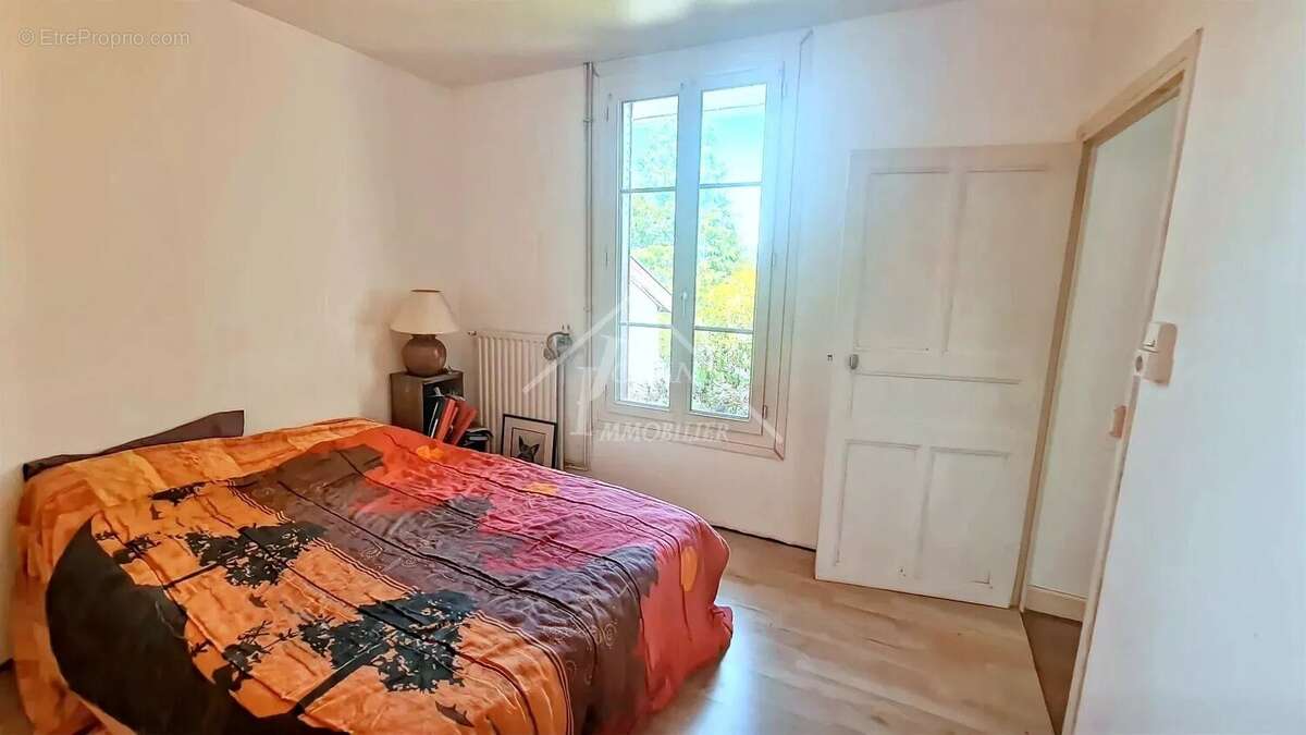 Maison à CERILLY
