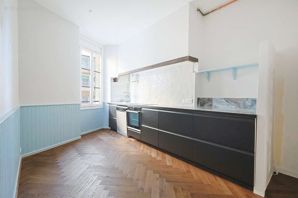 Appartement à HYERES