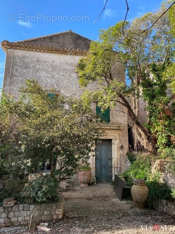Maison à SAINT-CHINIAN