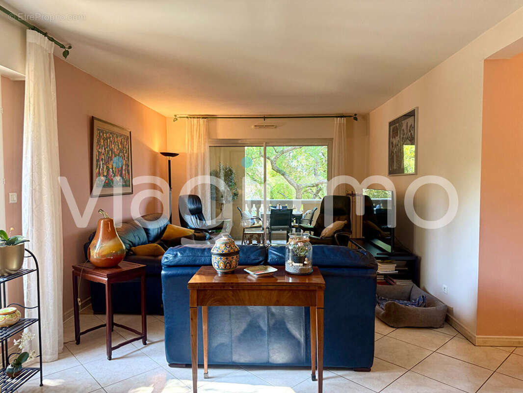 Appartement à LA VALETTE-DU-VAR