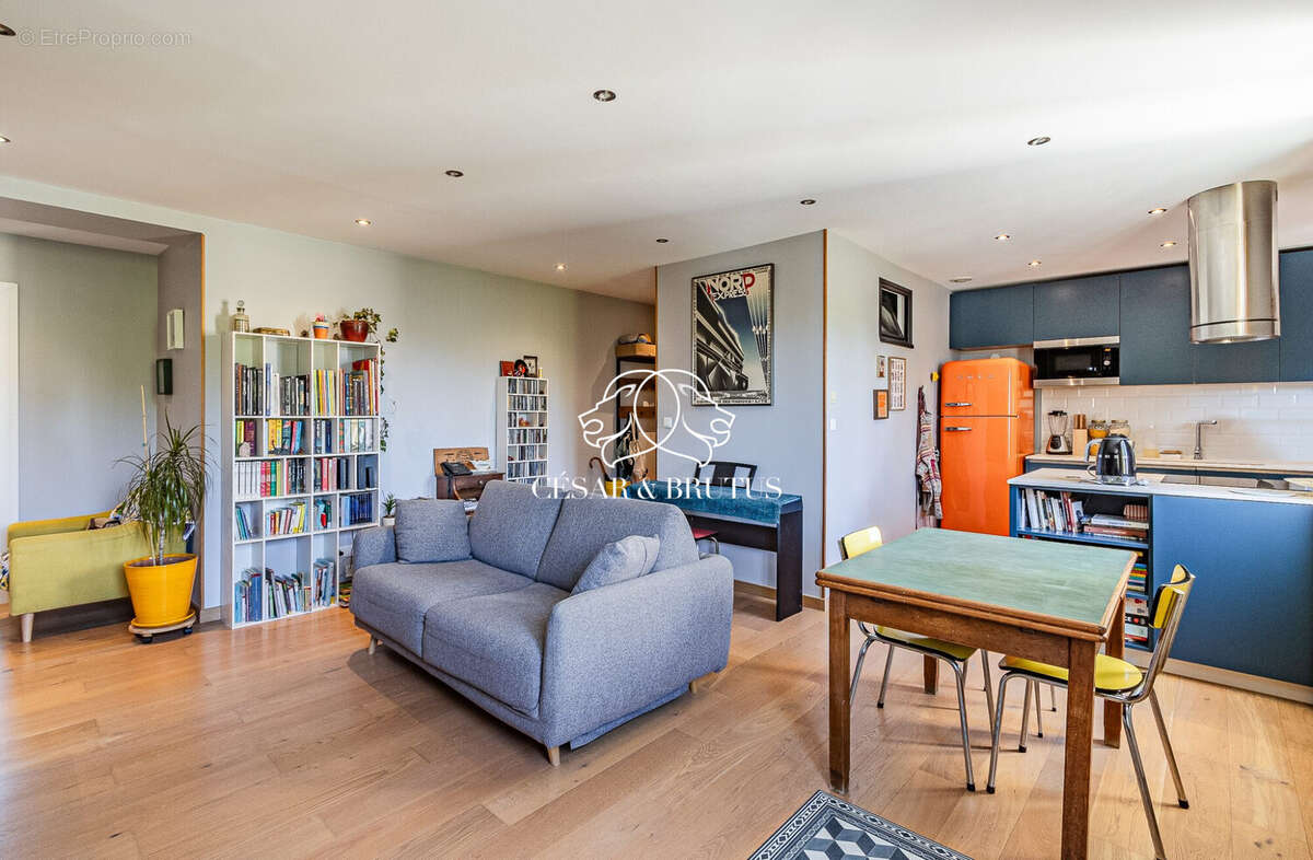 Appartement 83 m² à Villeurbanne  - photo 1