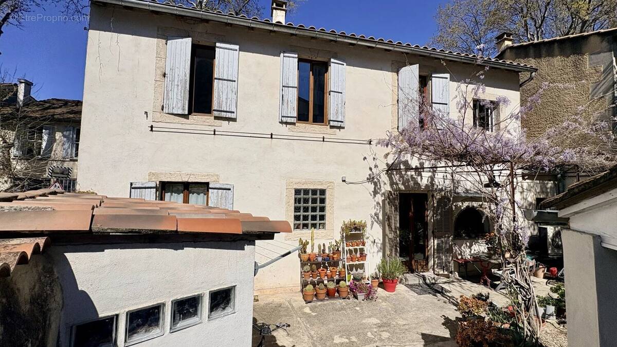 Maison à AVIGNON