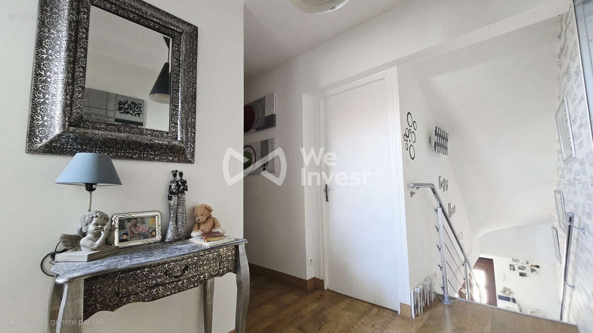 Maison 183 m² à Charleville-Mezieres  - photo 5