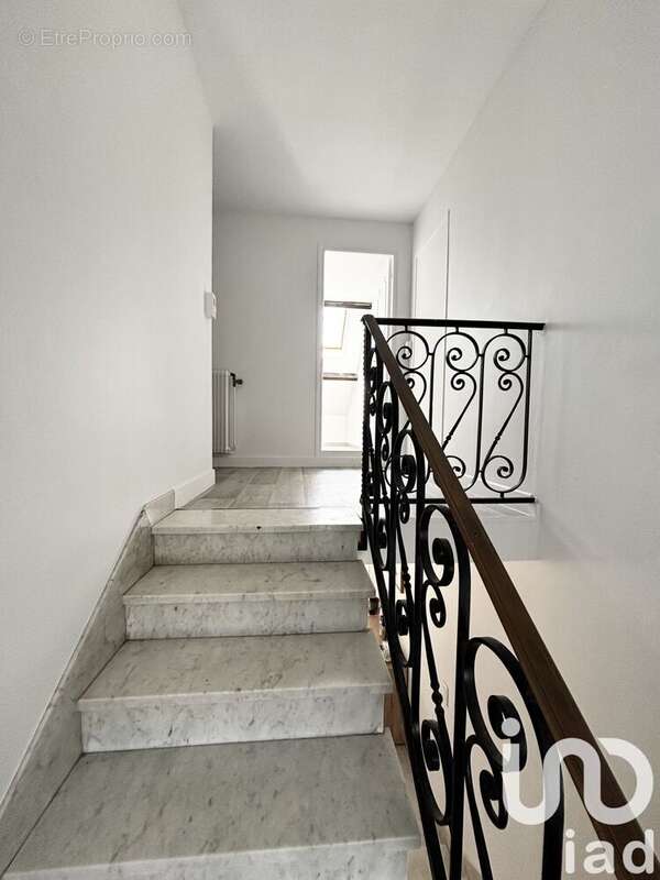 Photo 8 - Maison à ROMILLY-SUR-SEINE