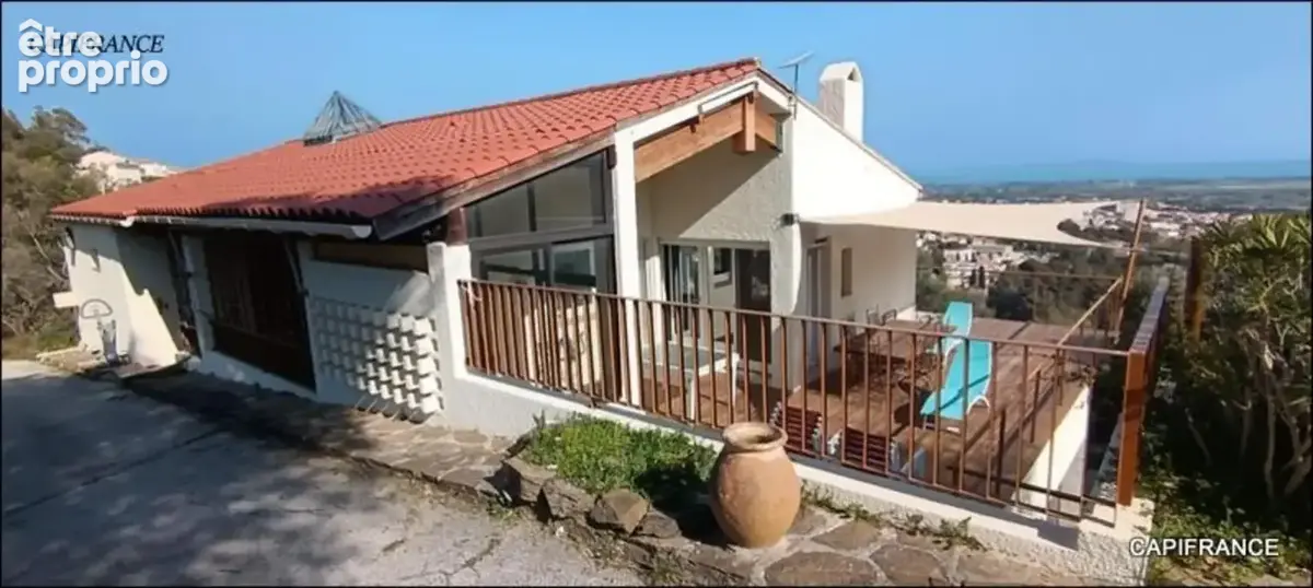 HYERES (83) Maison individuelle vue mer avec terrasse sur 5 000 m² de terrain/double garage - photo 25