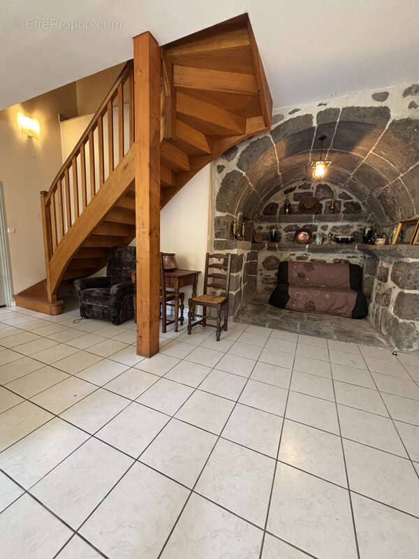 Maison à SAINT-PROJET-DE-SALERS