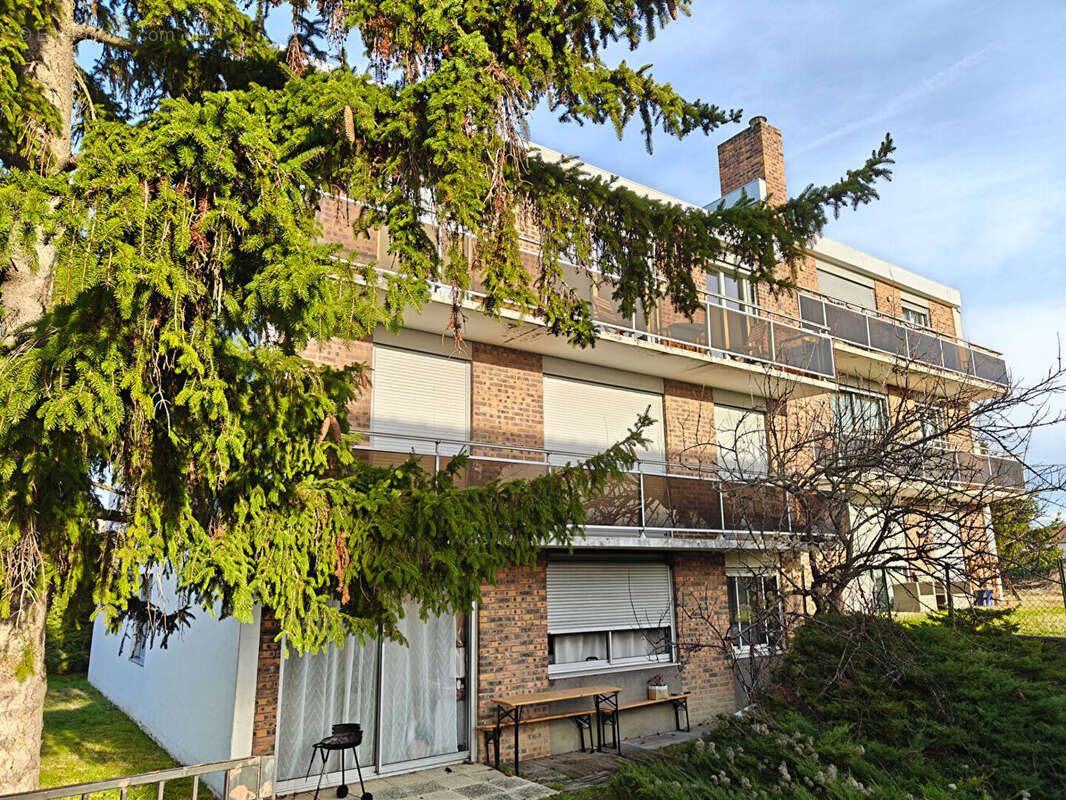 Appartement à CARRIERES-SUR-SEINE