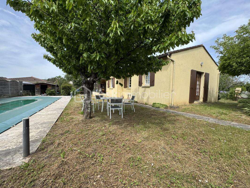 Maison à SIORAC-EN-PERIGORD