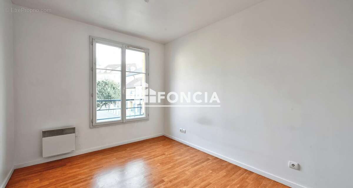 Appartement à VAUREAL