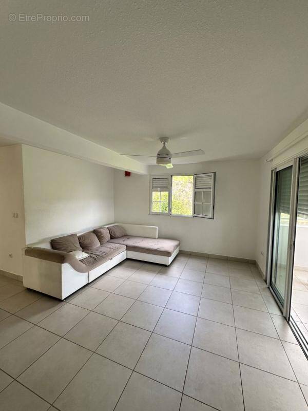 Appartement à LE ROBERT