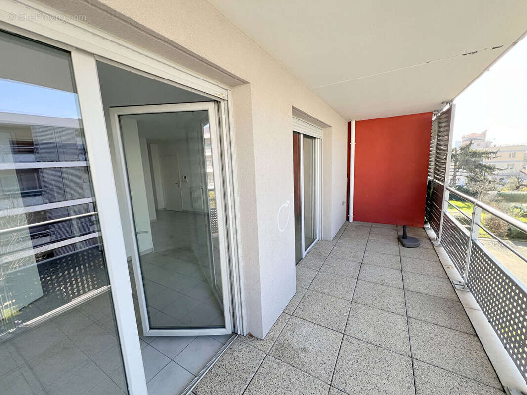 Appartement à VAULX-EN-VELIN