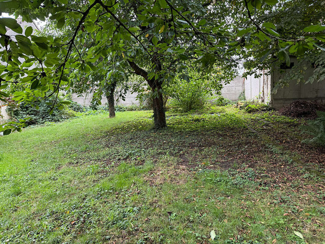 Terrain à CAUDRY