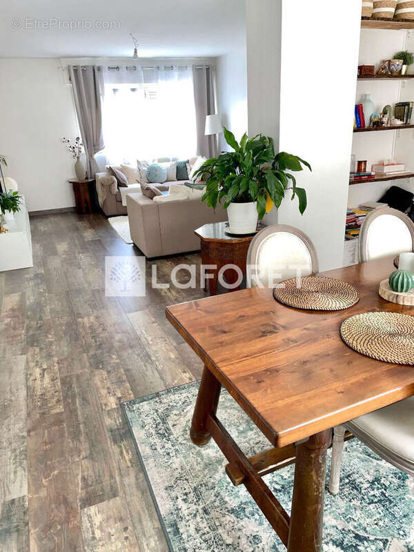 Appartement à TOMBLAINE